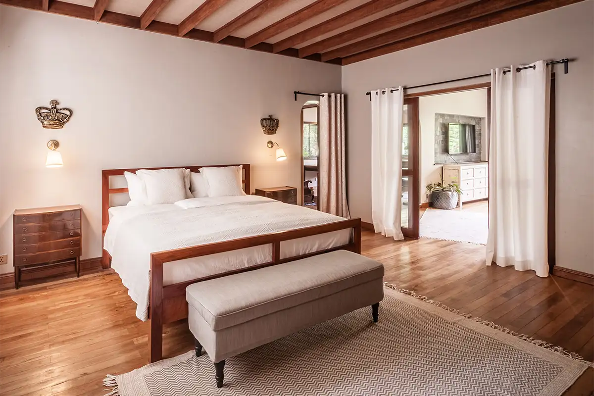 Family Villa - Master Bedroom 1-1200x800px